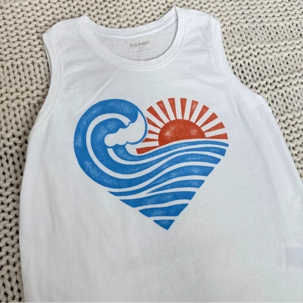 Old Navy Blue and White Girls Tank Top with Retro Ocean Graphic Med (8)